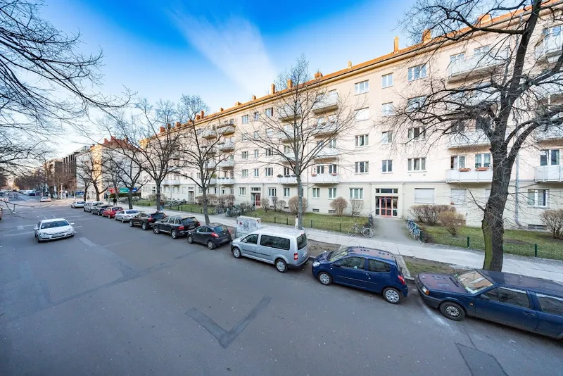2 Zimmerwohnung ab sofort! — photo 1